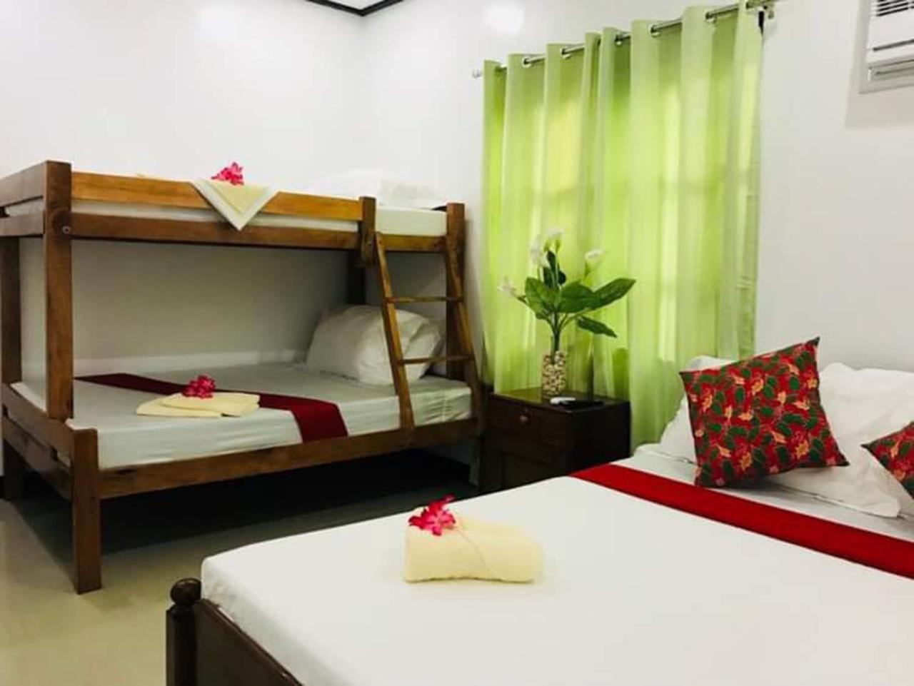 A&J Pension Puerto Princesa Exteriör bild